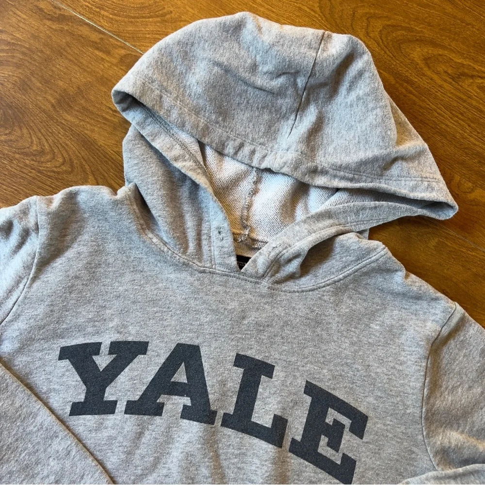 ✅ 3/$20 YALE by Cactus + Pearl Gray Hooded Sweatshirt Top Junior size L